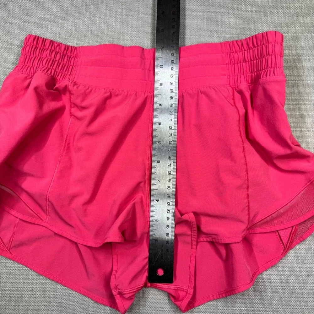 Lululemon Hotty Hot High-Rise Lined Short 2.5